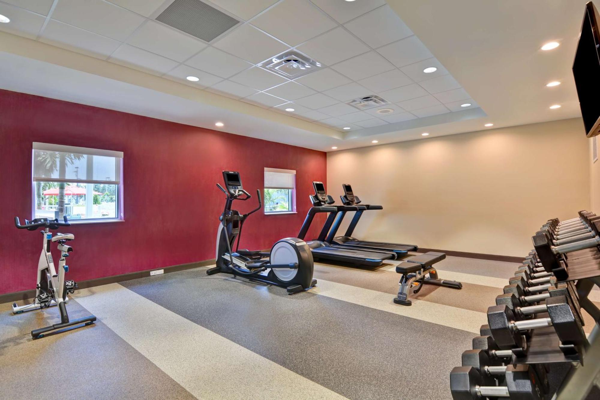 Home2 Suites By Hilton Naples I-75 Pine Ridge Road Exterior foto